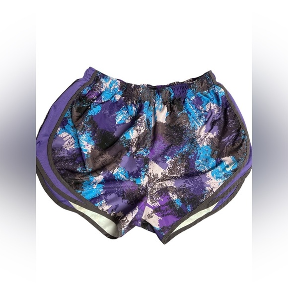 Nike dry fit purple athletic shorts - Picture 1 of 4